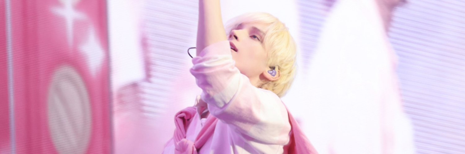 myhueniverse's banner