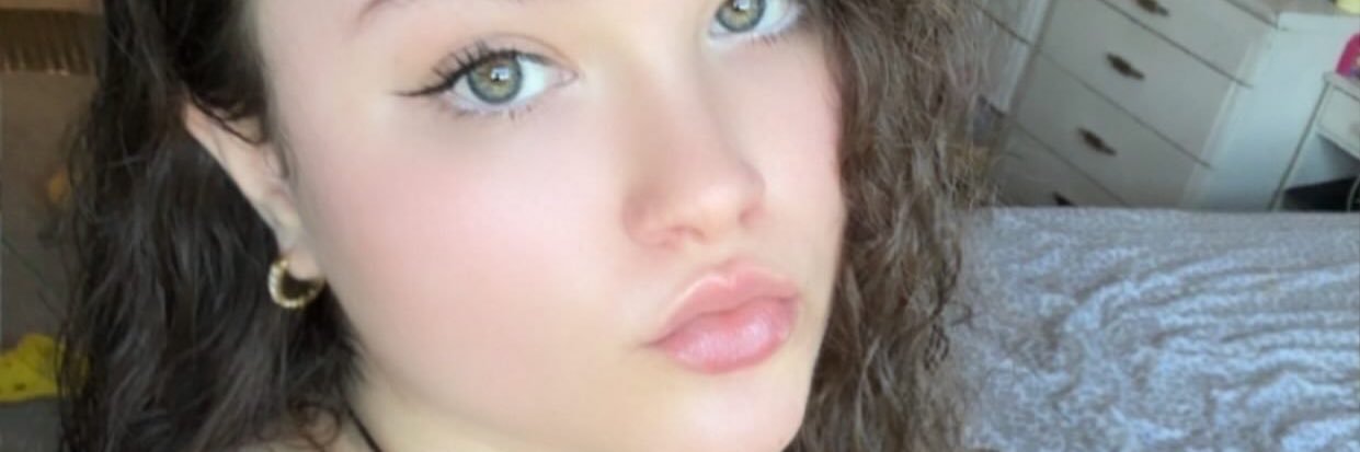 Julia Liora 🇸🇪's banner