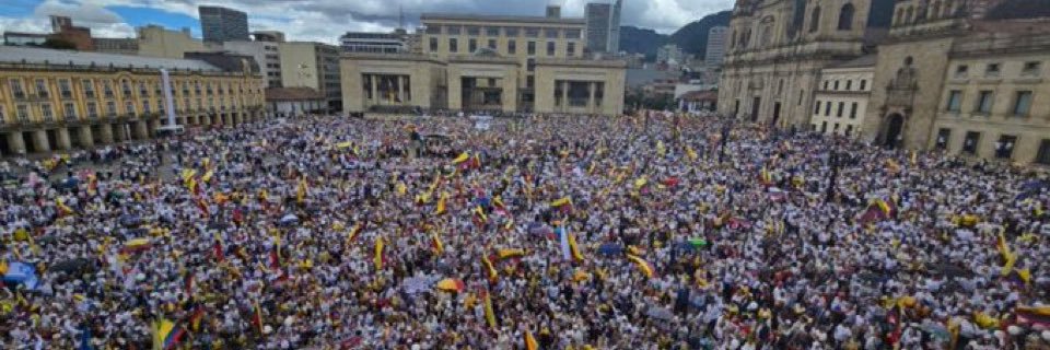 Lina García's banner