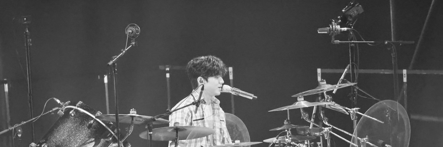 DOWOONYZZANG's banner