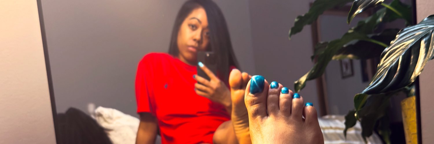 sweetest feetasy 🍡🎀🦶🏽's banner