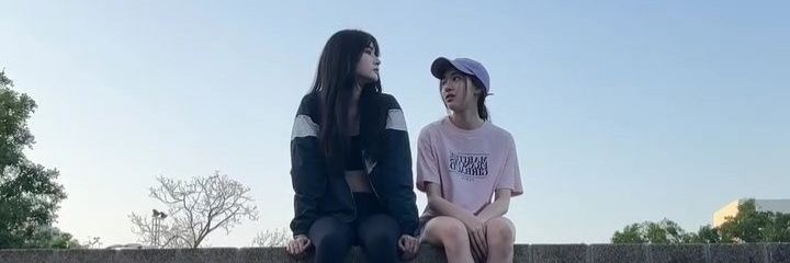 마 리 넬 🌸's banner