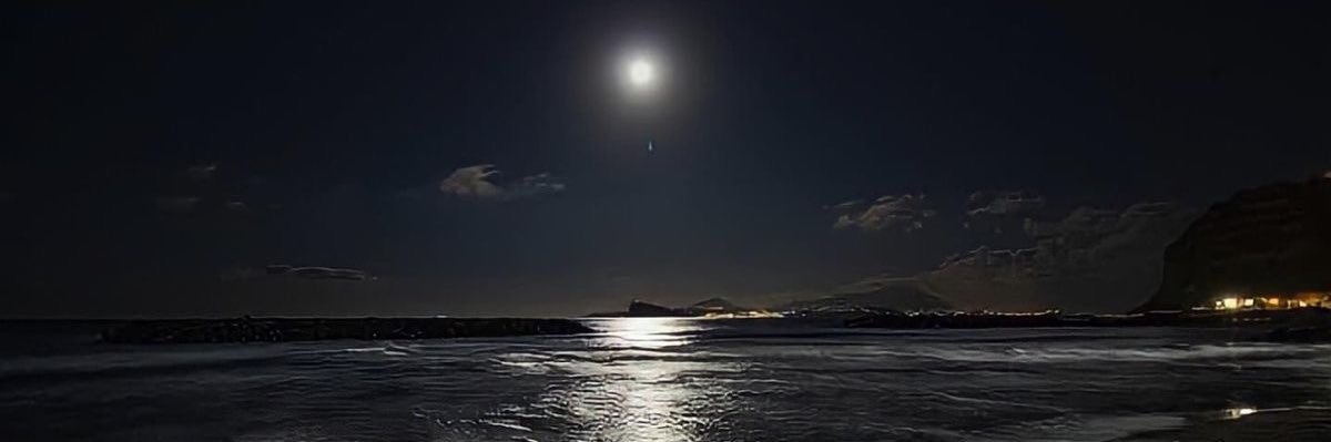 ٰ's banner