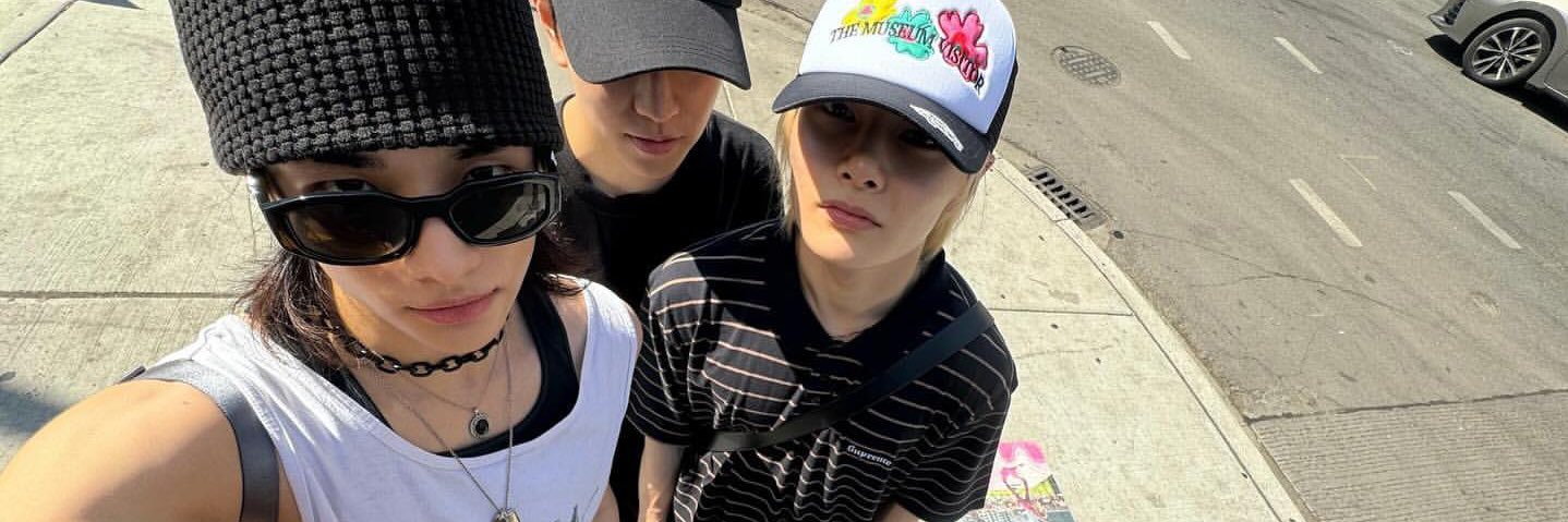 pixi saw skz's banner