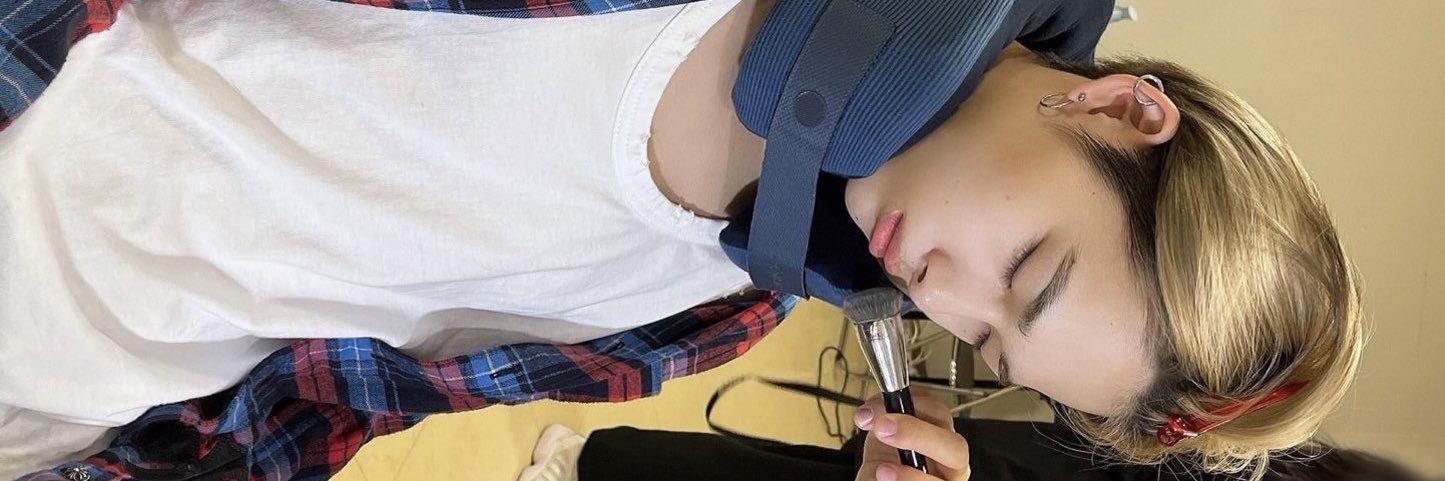 쯔's banner