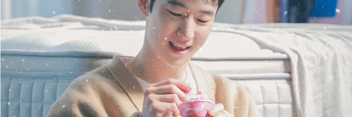 이응's banner