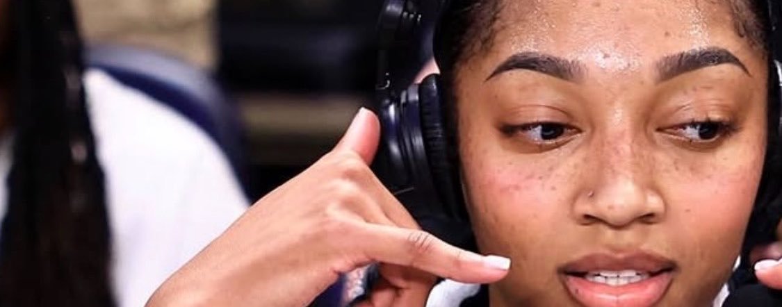 ᴍᴇ ᴠs ᴍᴇ 🏀's banner