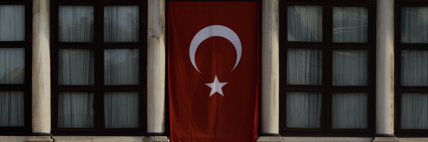 Öم𝖊𝖗⚘️'s banner