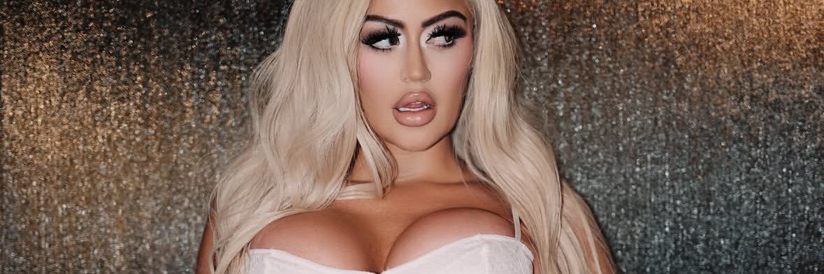 Dani Banks ✨'s banner