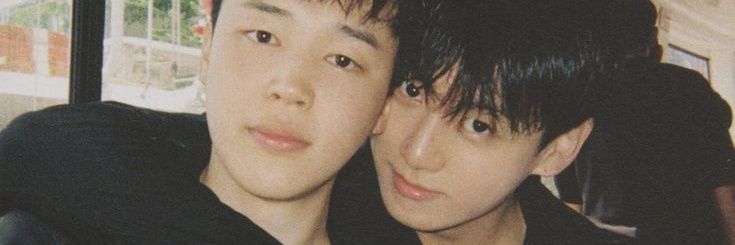 𝒜ri's banner