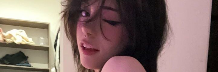 chicas only😈's banner