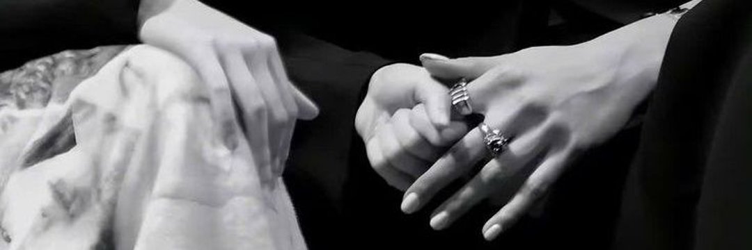 jessie 🦋's banner