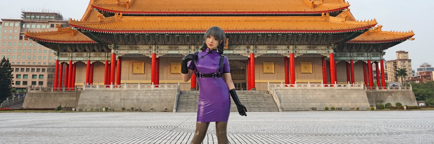 Lydia乳膠少女's banner