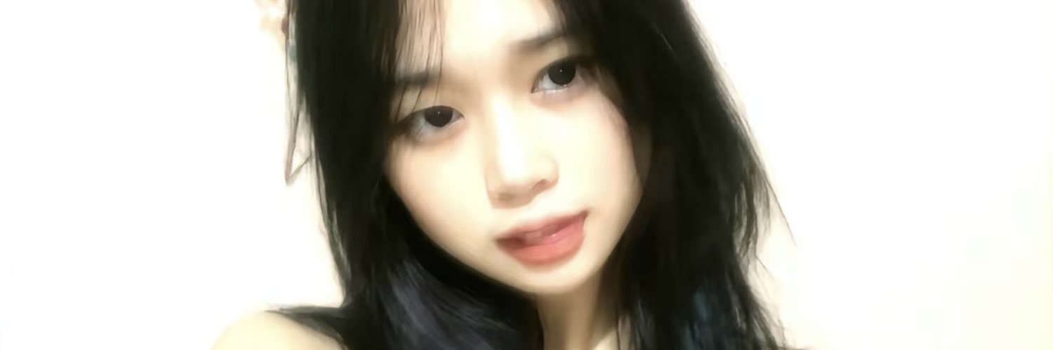 rachel ♥︎ ⊹₊'s banner