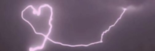 عواصف جدة⛈️'s banner