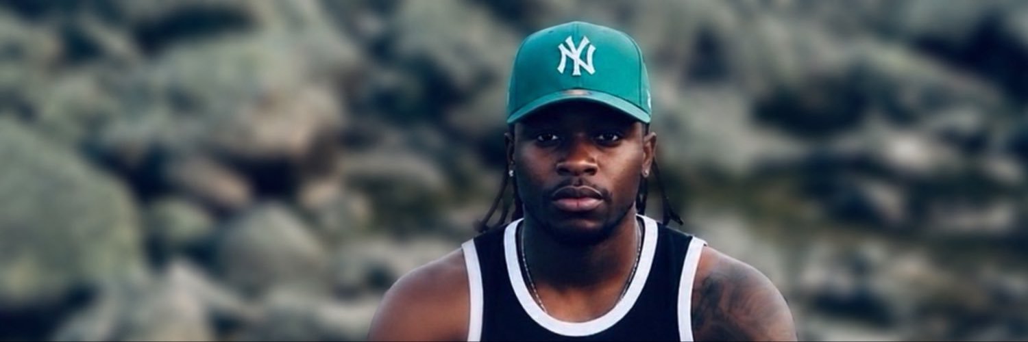 βG's banner