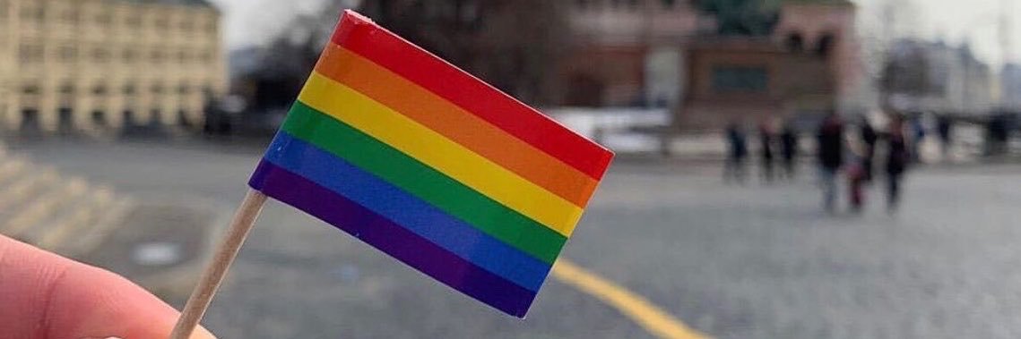 MISS RAINBOW🧝🏻‍♀️'s banner