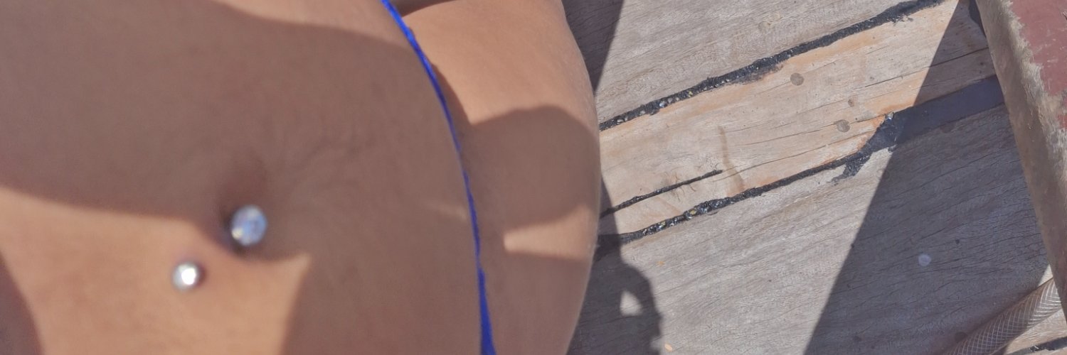 Adri🌶's banner