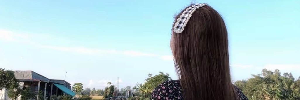 Ladyboy Nguyễn thanh's banner
