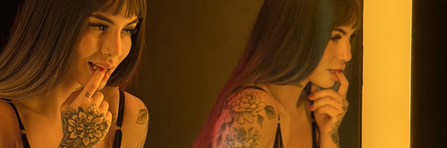Jade 💋's banner