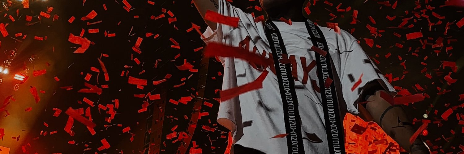 stephanie 🐞's banner