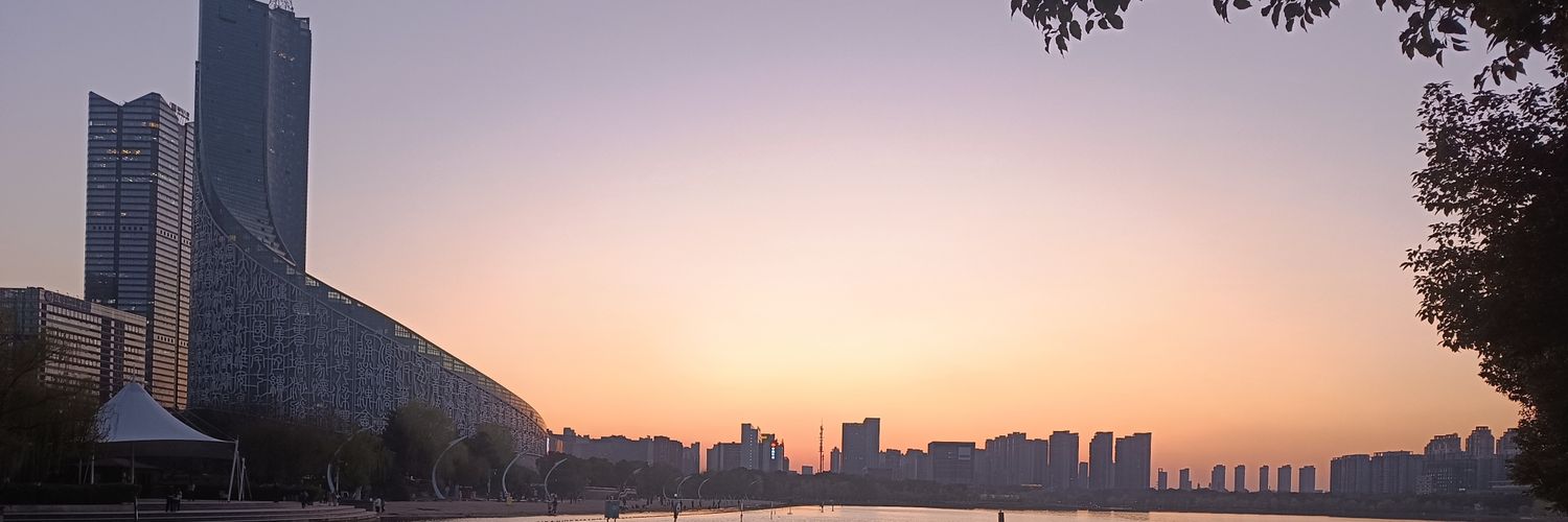 麟曦月's banner