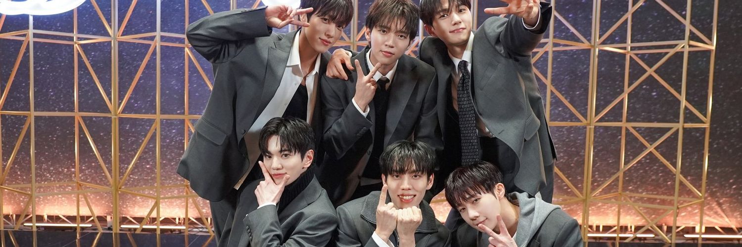 💬's banner