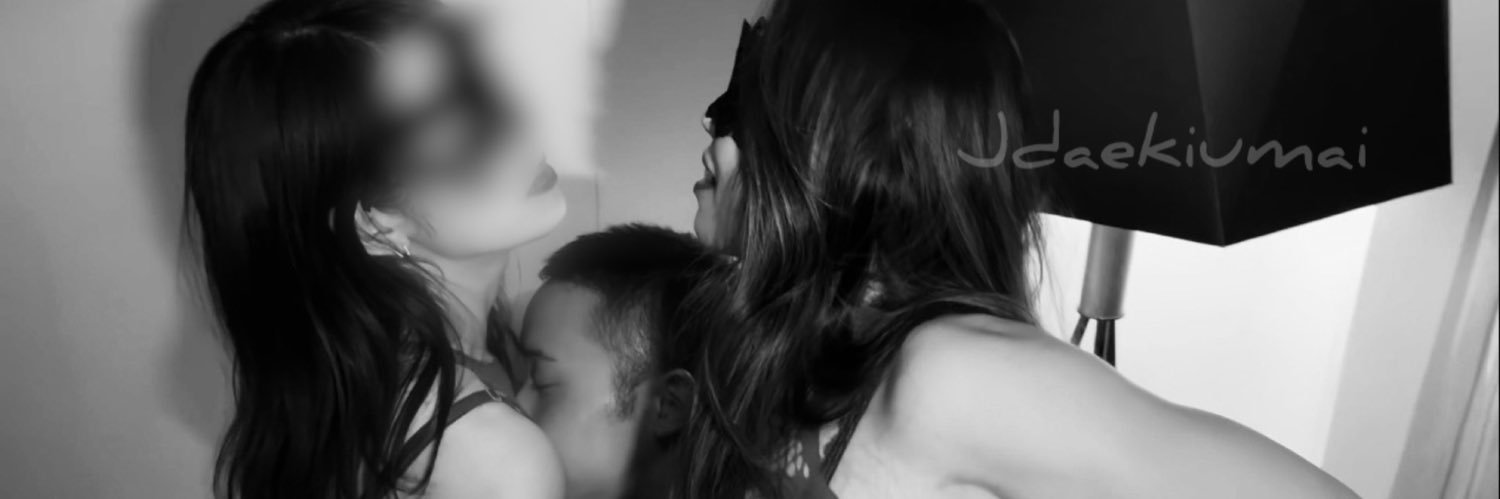 J's banner