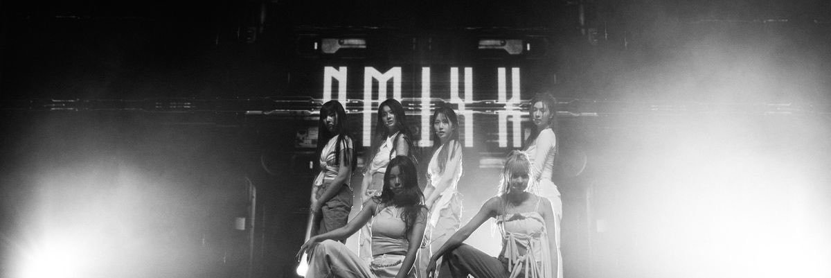 momo ⚢'s banner
