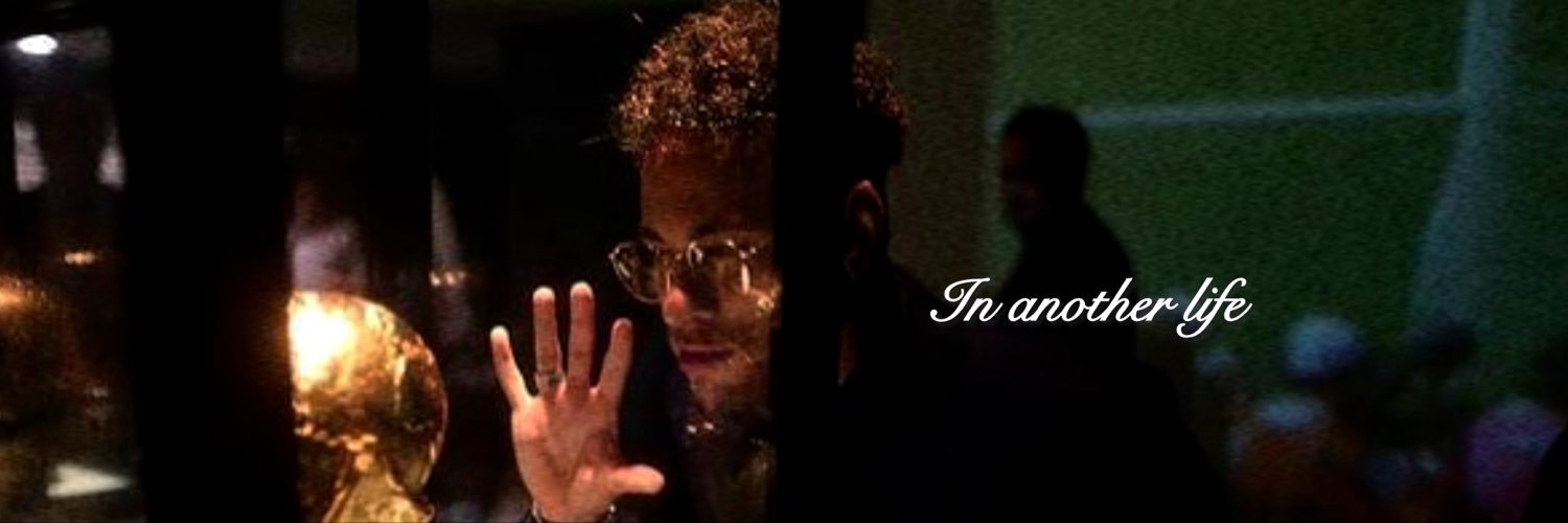 𖥔J's banner