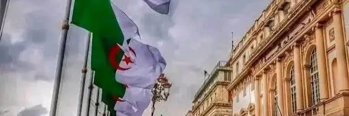 سُــنـَـنٌ وَآثَــارْ 🍂 🇩🇿🇸🇦's banner