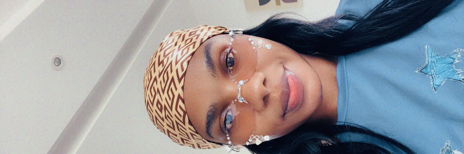 Baby 🦋 flavi's banner