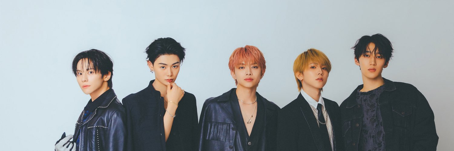 𝗪𝗜𝗟𝗗 𝗕𝗟𝗨𝗘's banner