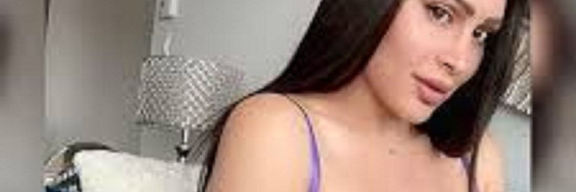Shiraz Karam 🍑 شيراز كرم's banner