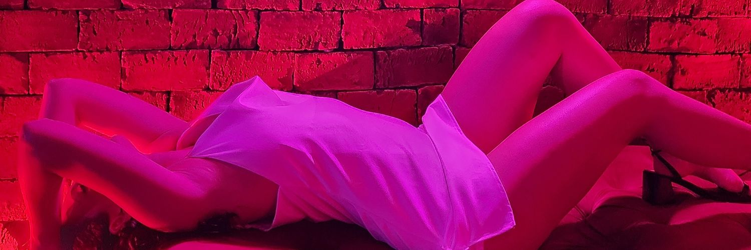 Babi Hotwife's banner