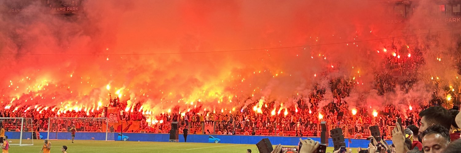 Sophi #Hedef27💛♥️'s banner