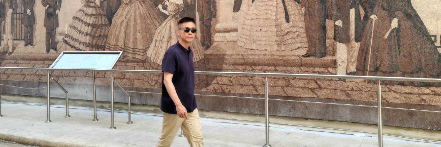 Hua Xin 华昕's banner