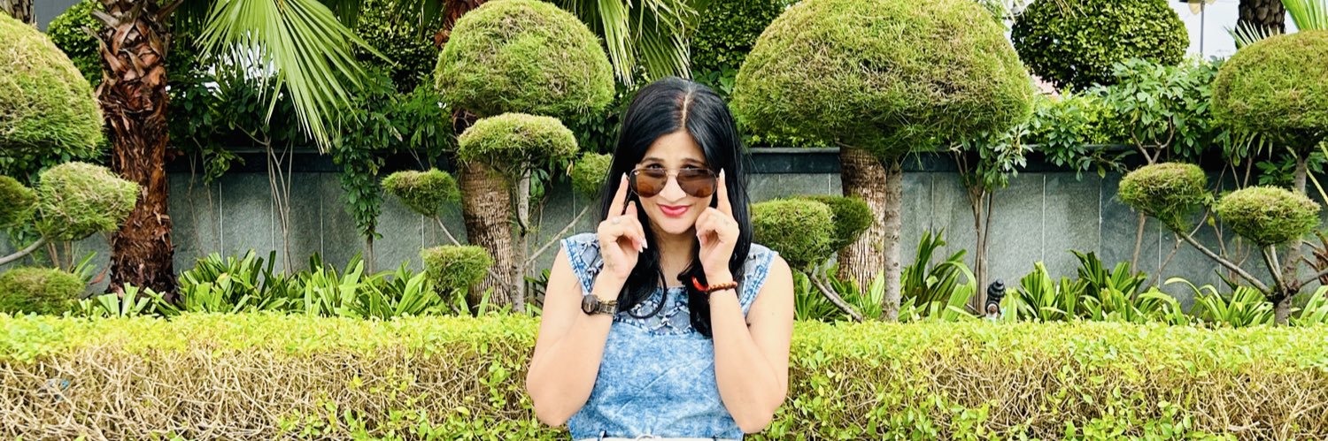 Mahima Saini's banner
