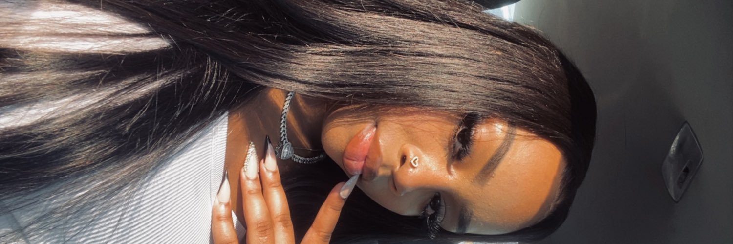 KayDani 💎's banner