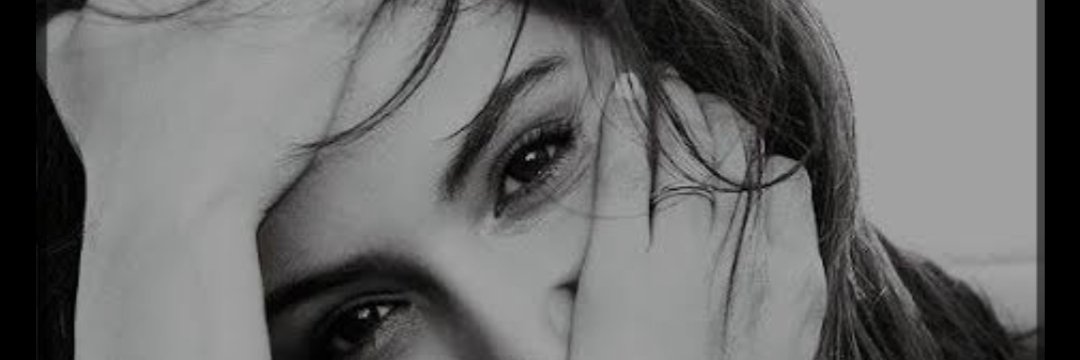 Priya ....🕊️🌺's banner