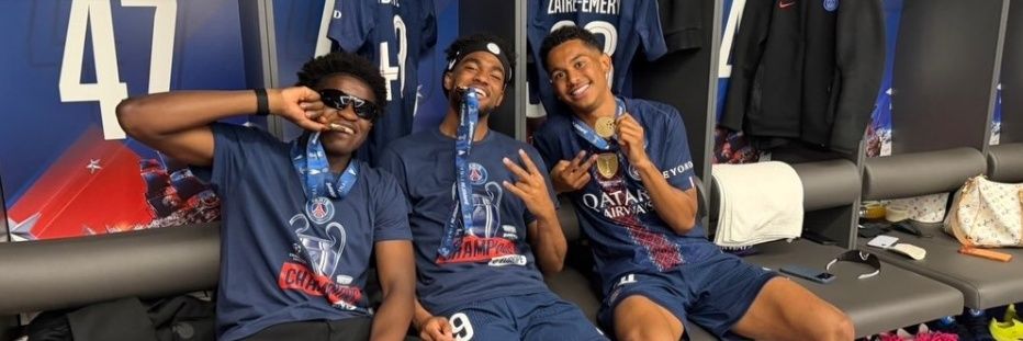 Rising PSG's banner