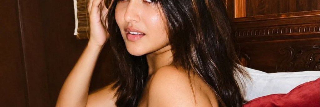 Actresses Rasigan's banner