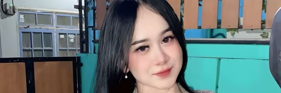 Lilyy serly Lilyy's banner