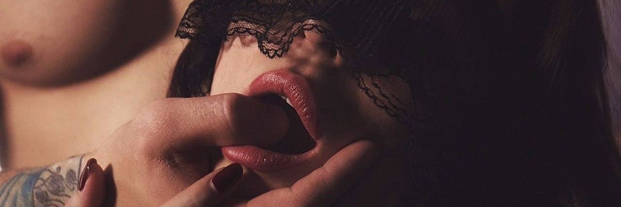 هلوسة محارم 🤤's banner