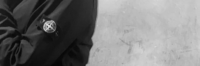 adel 🩰's banner
