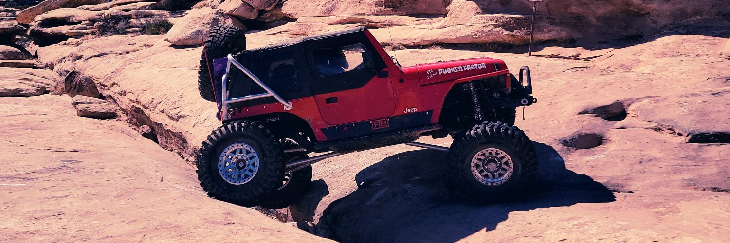 Steve Loves Jeeping's banner