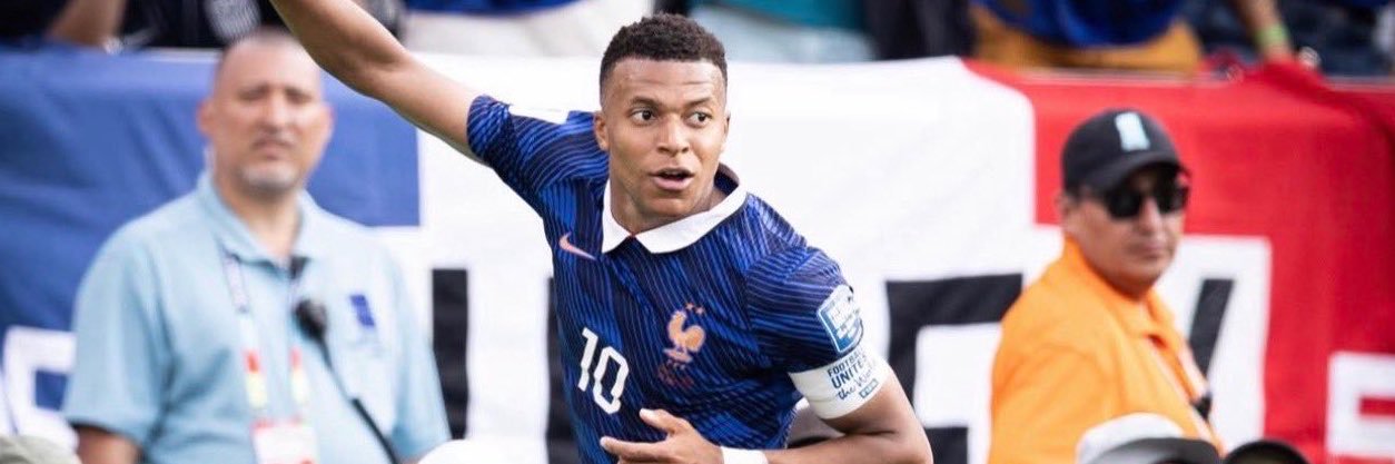 Mbappé Golden Ball ⏳'s banner