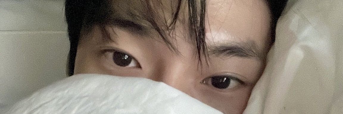 ง่วงนอนม่ะ💤's banner