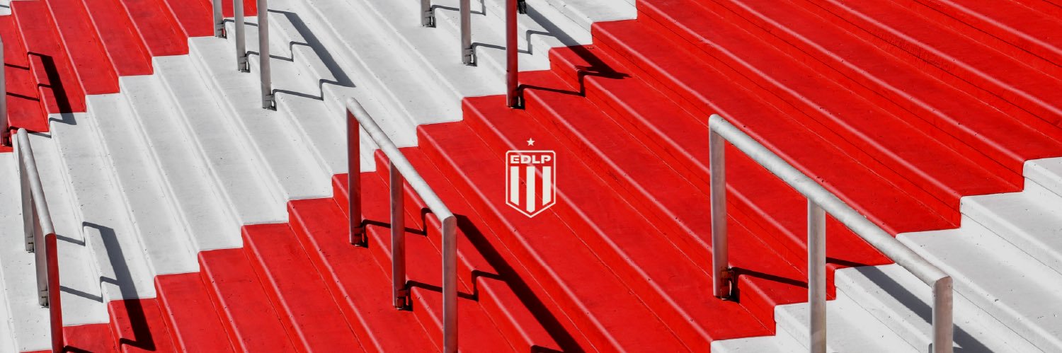 Estudiantes de La Plata Club's banner