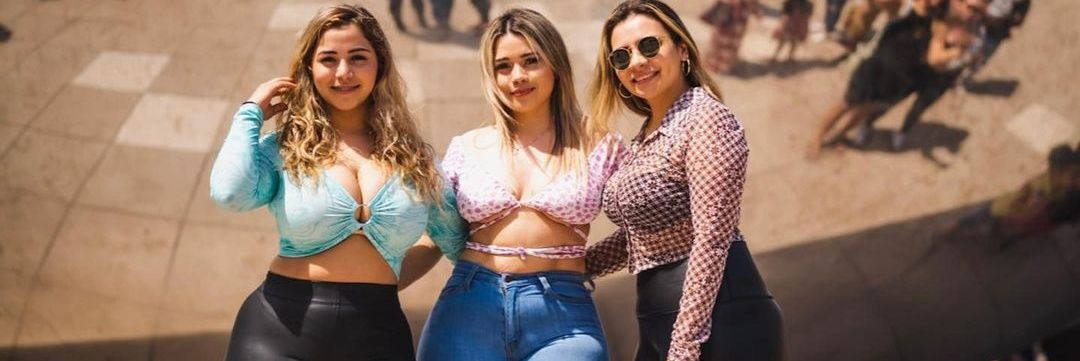 Las Hermanas Reyes 🔥🍑's banner